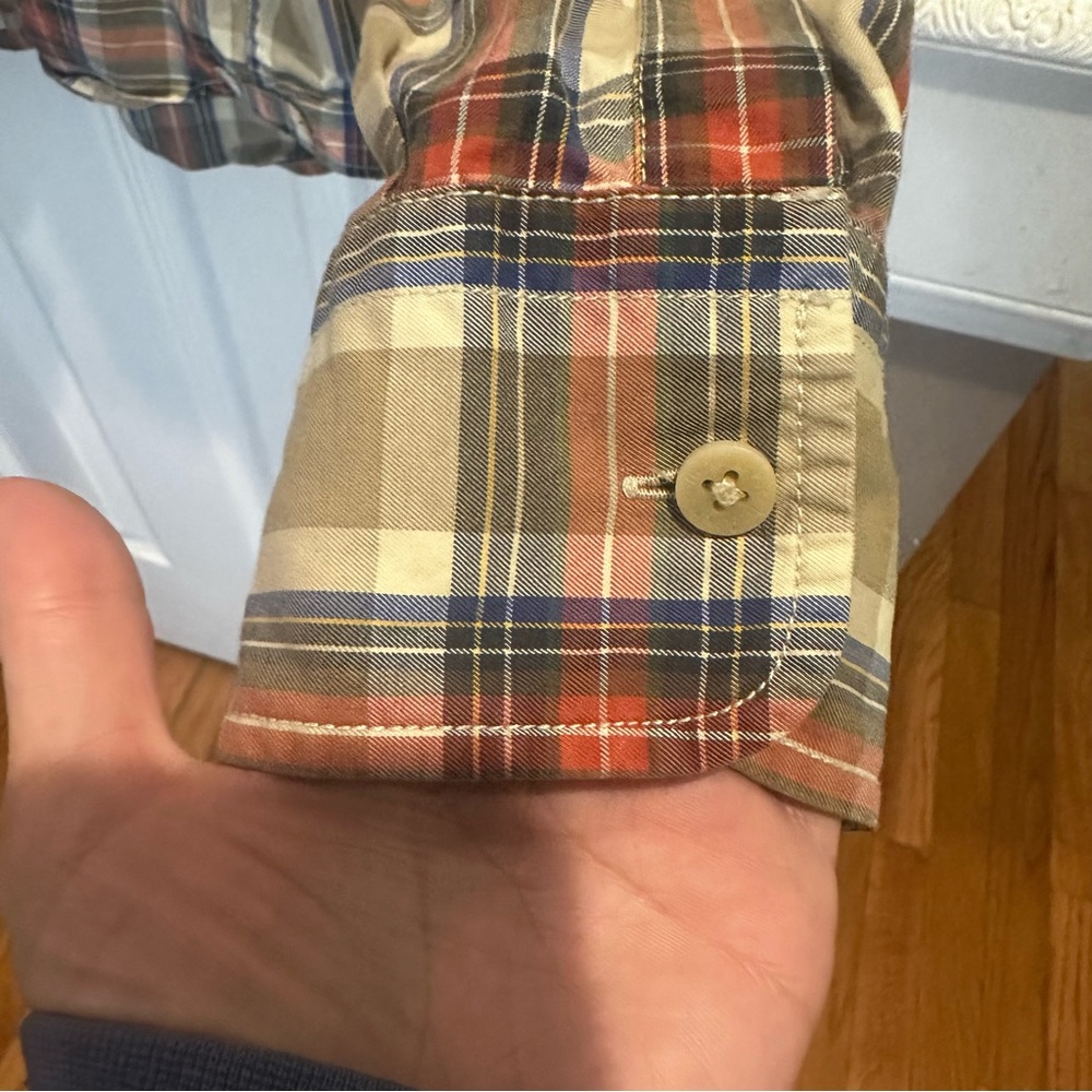 Abercrombie & Fitch Red and Blue Casual Button Down Shirt - Picture 6 of 6
